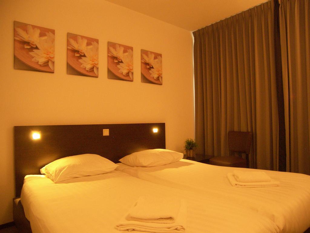 Hotel De Markt Valkenswaard Δωμάτιο φωτογραφία